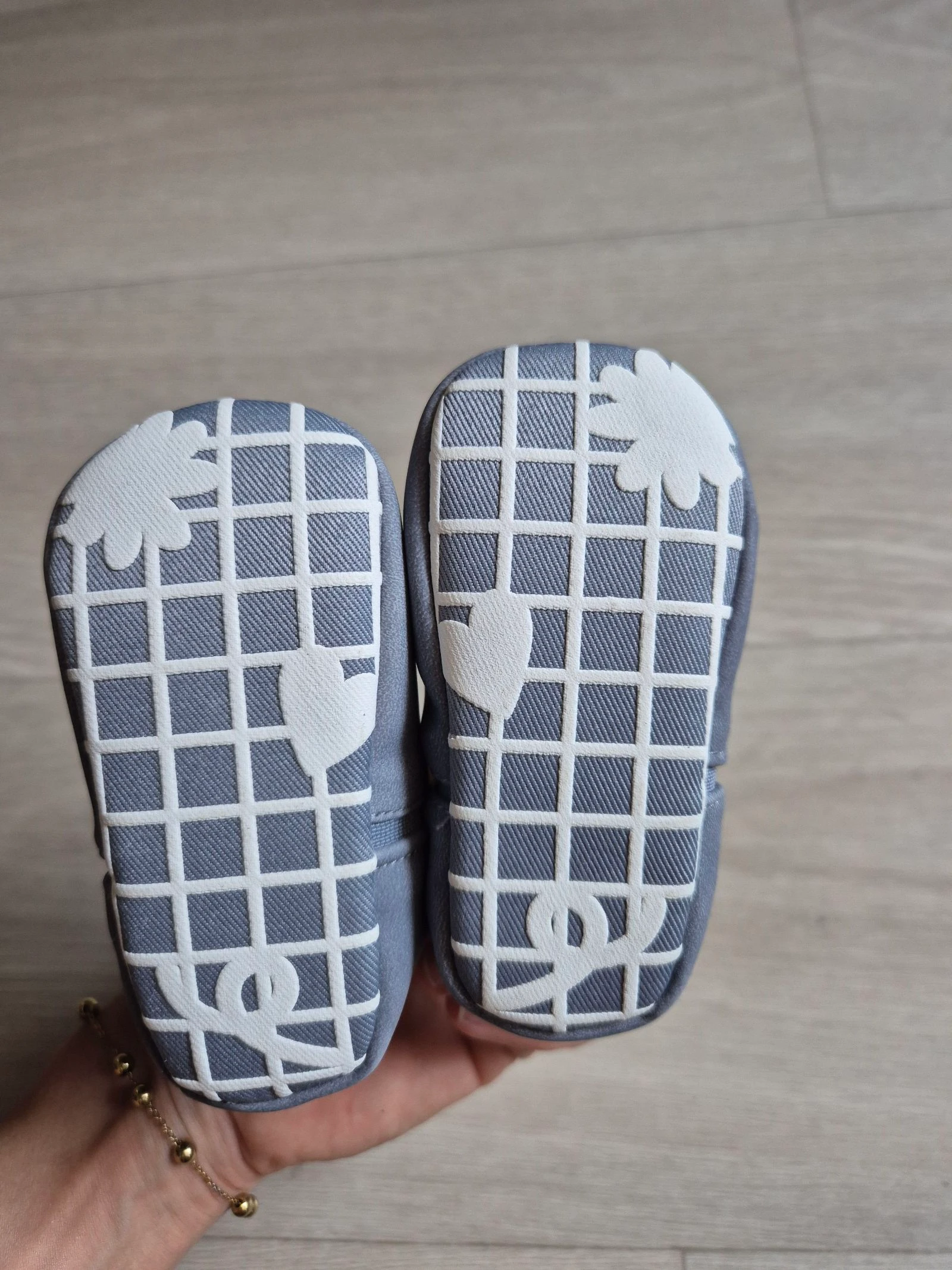 Chaussons Kitchoun 6 / 9 mois  – photo 4
